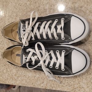 Converse men size 9 hunter green